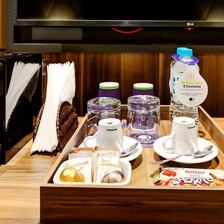 Doubletree By Hilton - Resort - Foz do Iguaçu Kültér fotó A typical hotel room tray