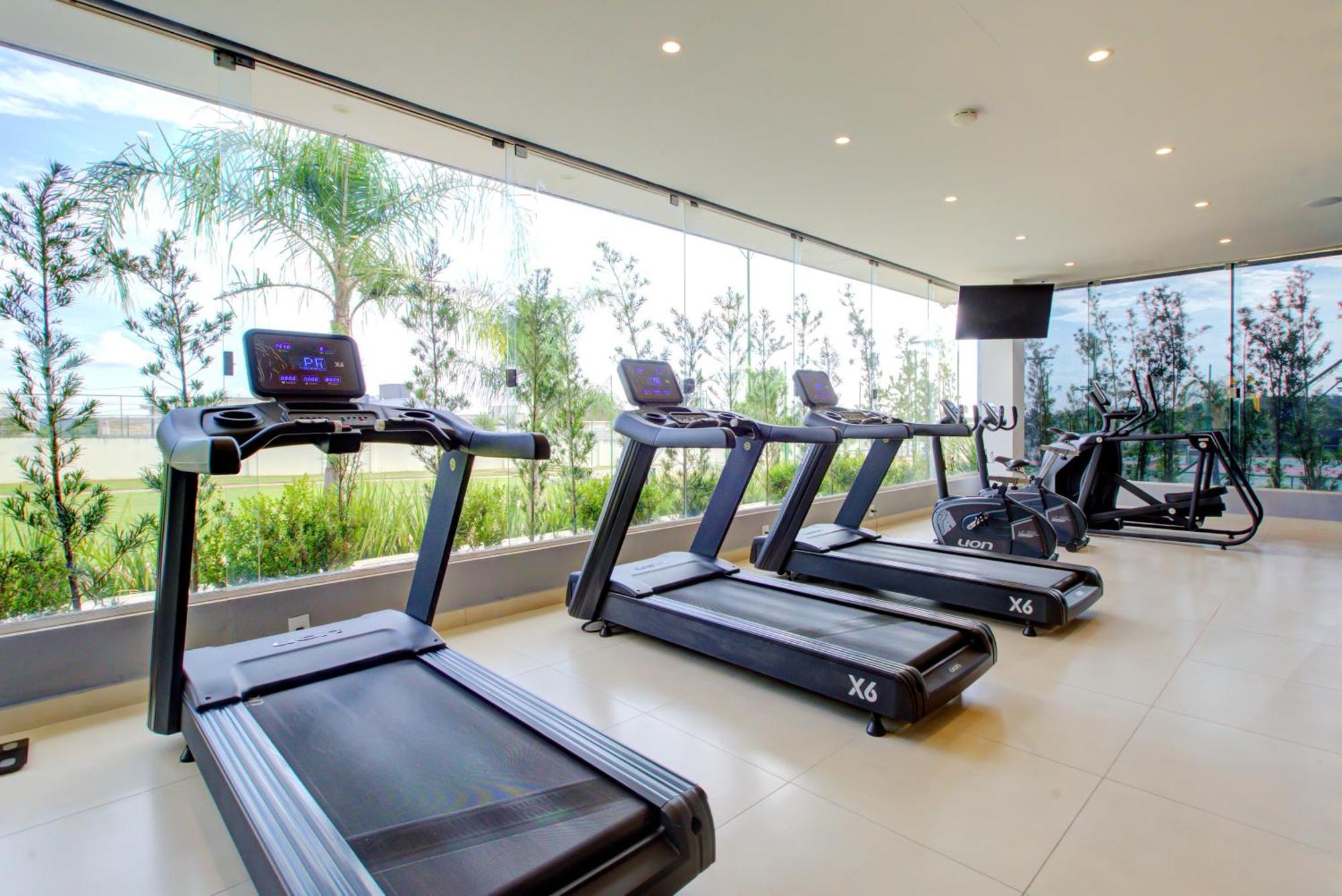 Doubletree By Hilton - Resort - Foz do Iguaçu Kültér fotó A gym at a hotel