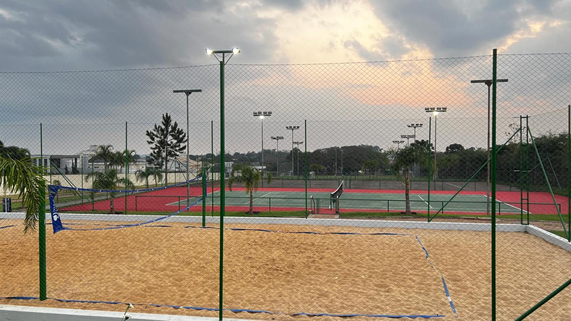 Doubletree By Hilton - Resort - Foz do Iguaçu Kültér fotó Tennis courts at the park